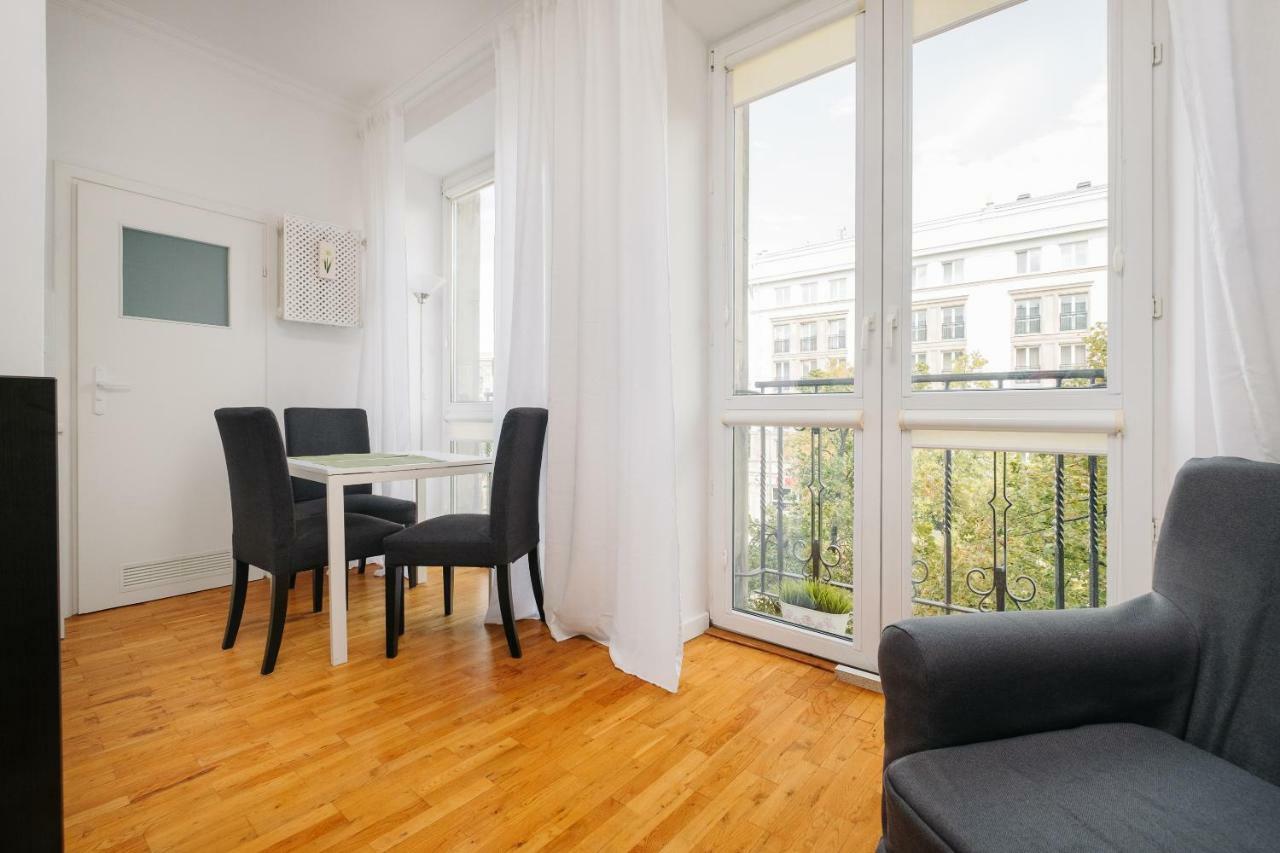 Apartamento Plac Konstytucji Varsovia